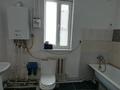 Отдельный дом · 4 комнаты · 130 м², Сандыктау 16 — Кемель баня за 80 000 〒 в Актобе, мкр Акжар — фото 6