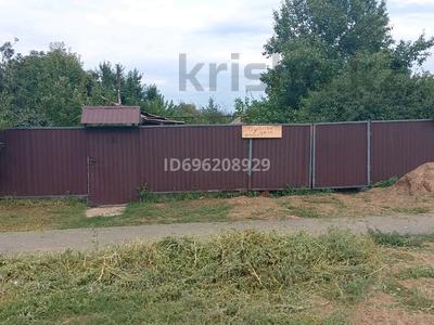 Продажа домов и дачи в Западно-Казахстанской обл.: Отдельный дом · 4 комнаты · 80 м² · 6 сот., Сарыарка, СУЕНБАЙ жырау 23 за 17 млн 〒 Отдельный дом · 4 комнаты · 80 м² · 6 сот., Сарыарка, СУЕНБАЙ жырау 23 за 17 млн 〒 в Деркуле