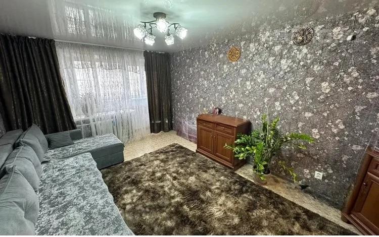 3-комнатная квартира · 60 м² · 5/5 этаж, Назарбаева 87 за 24 млн ₸ в Усть-Каменогорске — фото 2