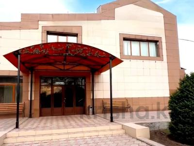 Отдельный дом · 5 комнат · 2000 м² · 50 сот., УЛ. АБЫЛАЙ ХАНА — УГ. ГАУХАР АНА за 320 млн 〒 в Талдыкоргане