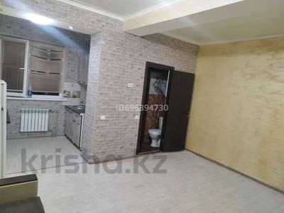 1-комнатная квартира · 33 м² · 4/5 этаж, мкр Кокжиек 56a за 150 000 ₸ в Алматы, Жетысуский р-н