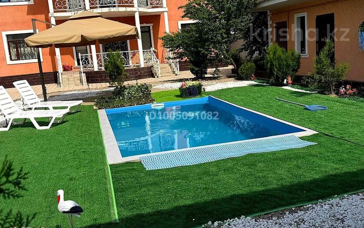 Дом · 6 комнат · 480 м², Алтай 1а за 90 000 ₸ в  — фото 49