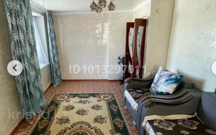 2-бөлмелі пәтер · 80 м² · 2 қабат, 6 пункт 6 дом 24 кв, бағасы: 4 млн ₸ в  — фото 2