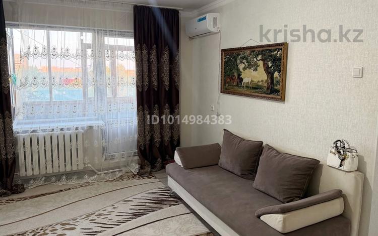1-комнатная квартира · 35 м² · 5/5 этаж, мкр Жилгородок 16 за 120 000 ₸ в Актобе — фото 2