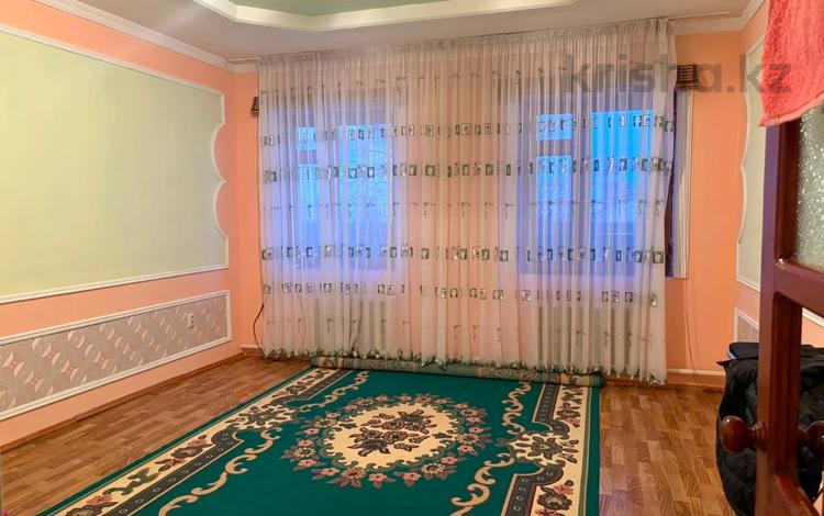 Отдельный дом · 10 комнат · 200 м² · 10 сот., Жалау Мынбаев за 400 000 ₸ в Атырау — фото 6