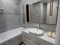 3-комнатная квартира · 107 м² · 2/5 этаж, мкр. Алтын орда 7 за 54 млн ₸ в Актобе — фото 12