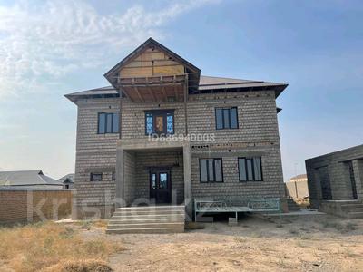 Отдельный дом • 8 комнат • 300 м² • 10 сот., Карменова 10 за 100 млн 〒 в Туркестане