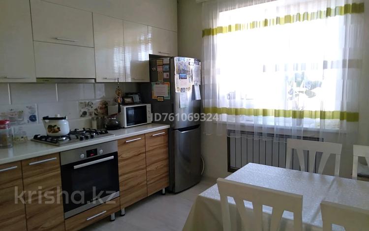 3-бөлмелі пәтер · 105 м² · 9/9 қабат, 33-й мкр 20, бағасы: 32 млн ₸ в Актау — фото 2