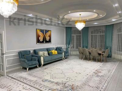 Отдельный дом • 6 комнат • 250 м² • 10 сот., Айша бибі 84 за 85 млн 〒 в Туркестане
