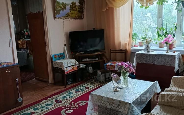 3-комнатная квартира · 57 м² · 6/9 этаж, 6 микрорайон за 9.3 млн ₸ в Темиртау — фото 2