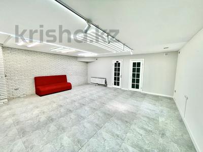 Свободное назначение, офисы, магазины и бутики, салоны красоты · 49 м² за 24.6 млн ₸ в Астане