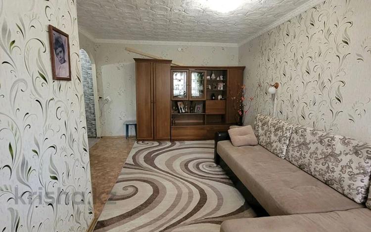 1-комнатная квартира, 30 м², 1/5 этаж, мусрепова за 9.8 млн 〒 в Петропавловске — фото 2