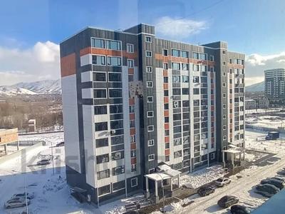 1-комнатная квартира · 42 м² · 7/10 этаж, Базовая 4/6 за 24 млн 〒 в Усть-Каменогорске