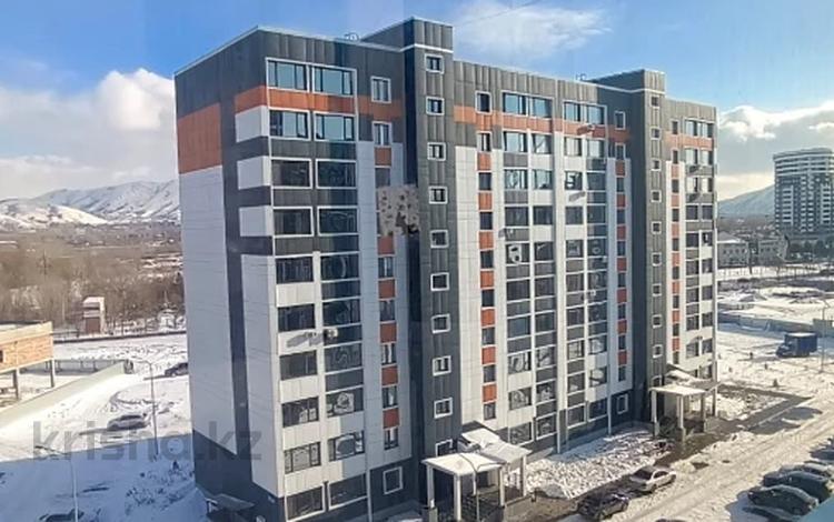 1-комнатная квартира · 42 м² · 7/10 этаж, Базовая 4/6 за 24 млн 〒 в Усть-Каменогорске — фото 13