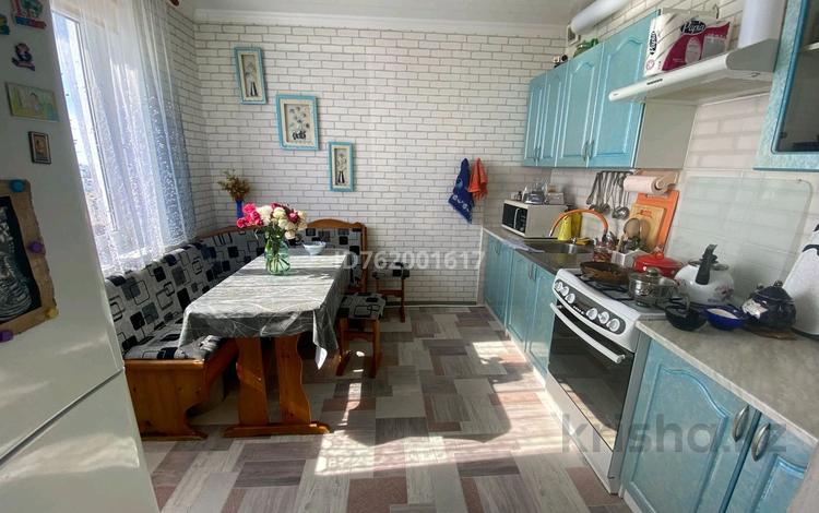 2-комнатная квартира · 54 м² · 10/10 этаж, Майкудук, Майкудук, мкр Голубые пруды 13 за 17.7 млн ₸ в Караганде, Алихана Бокейханова р-н — фото 2