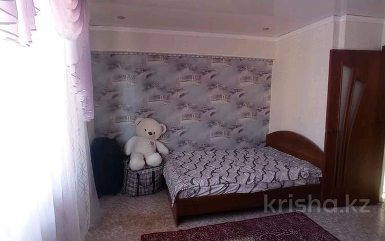 1-комнатная квартира, 32 м², 4/5 этаж, самал 7 за 9.8 млн 〒 в Талдыкоргане, мкр Самал — фото 2