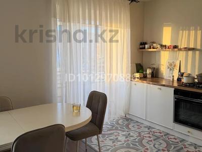4-бөлмелі пәтер · 150 м² · 5/6 қабат, Бараева 13 — Иманбаева уг Бараева, бағасы: 500 000 ₸ в Астане, р-н Байконур