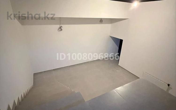 Свободное назначение · 130 м² за 500 000 ₸ в Астане, Сарайшык р-н — фото 2