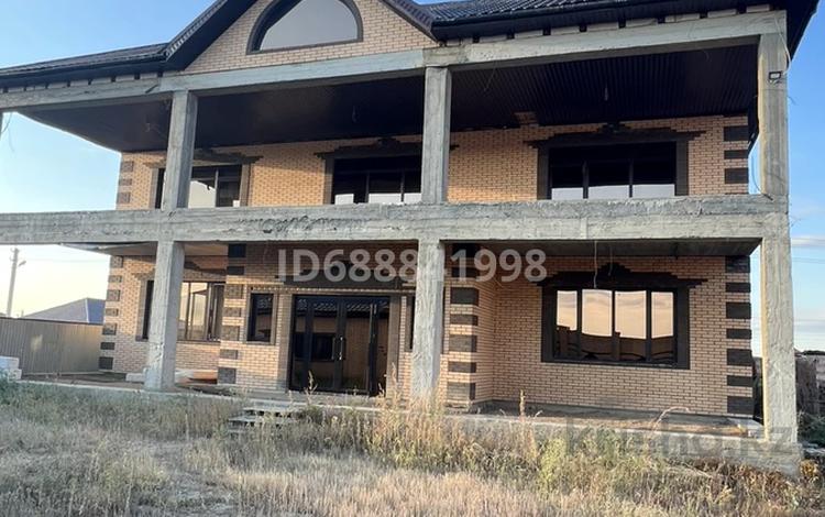Еркін · 720 м², бағасы: 200 млн ₸ в Актобе, жилой массив Жанаконыс — фото 2