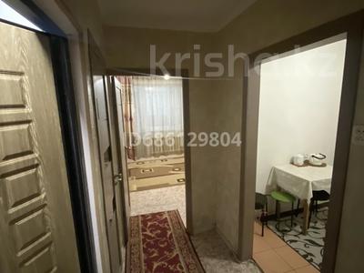 1-комнатная квартира, 35 м², 1/5 этаж посуточно, 5 мкр за 6 000 〒 в Талдыкоргане, мкр Самал