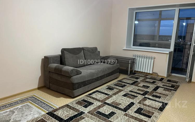 1-комнатная квартира · 41.5 м² · 9/9 этаж, Карагайлы за 130 000 〒 в Семее — фото 2