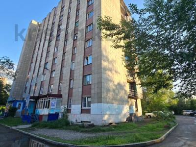 1-комнатная квартира, 13 м², 7/9 этаж, Серикбаева 1/1 за 3.5 млн 〒 в Усть-Каменогорске