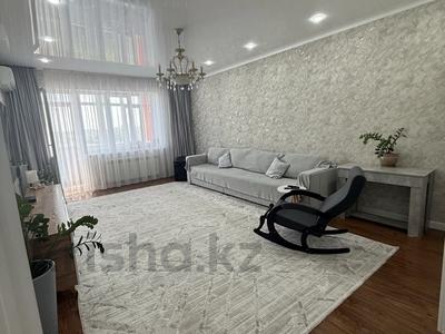 3-бөлмелі пәтер · 90 м² · 5/5 қабат, 4 ш/а 26/2, бағасы: 35 млн ₸ в Уральске, мкр 4