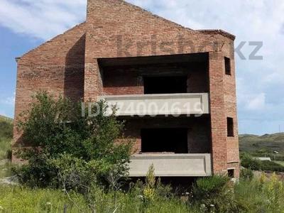 Жеке үй · 10 бөлме · 300 м² · 16 жүзд., Сат, бағасы: 35 млн ₸ в Усть-Каменогорске