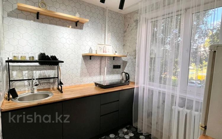 1-комнатная квартира · 32 м² · 2/5 этаж, букетова за 14.4 млн 〒 в Петропавловске — фото 2