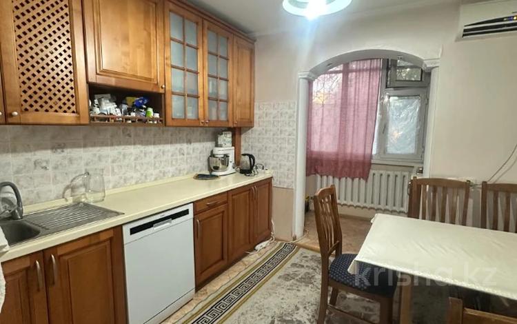 3-комнатная квартира · 69.7 м² · 1/5 этаж, мкр 11 96 за 21.7 млн ₸ в Актобе — фото 3