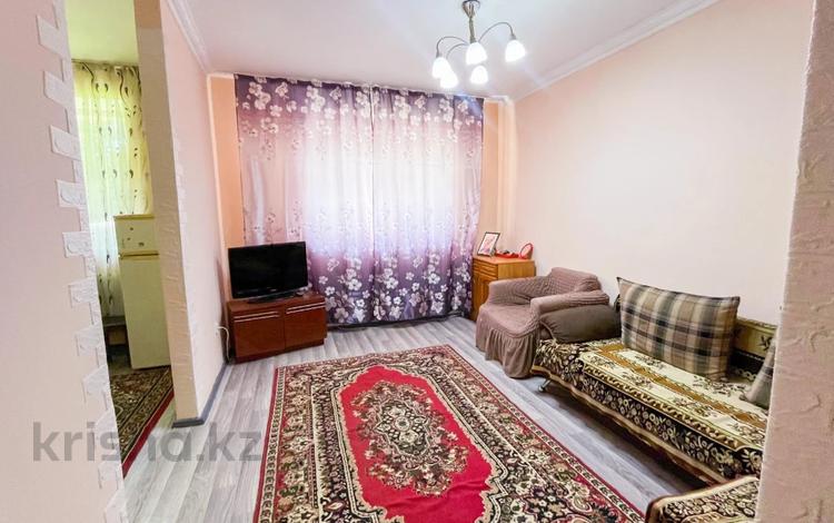 1-комнатная квартира, 34 м², 1/3 этаж, Шахворостова за 8.5 млн 〒 в Талдыкоргане — фото 2