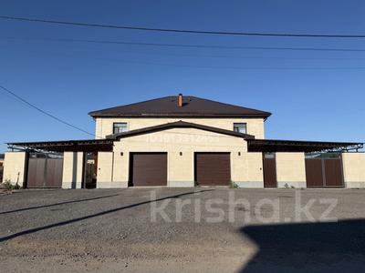 Жеке үй · 6 бөлме · 268 м², Күнгей ш/а., Ул.Жакана Смакова 11а — Ж.Смакова, бағасы: 180 млн ₸ в Караганде, Казыбек би р-н