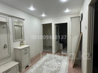 3-комнатная квартира · 70 м² · 6/9 этаж, мкр 11 за 25 млн 〒 в Актобе