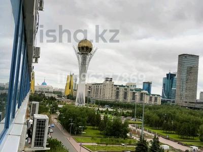 2-комнатная квартира · 60 м² · 5/21 этаж, Динмухаммед Кунаев 12/2 — Байтерек Акмешит Керуен за 18 000 ₸ в Астане, Есильский р-н