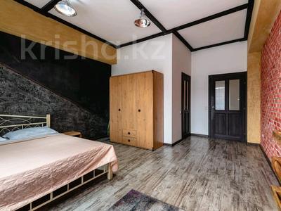 2-комнатная квартира, 94 м², 2/20 этаж помесячно, мкр Самал-2, Снегина 32/1 за 400 000 〒 в Алматы, Медеуский р-н