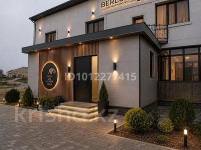 Бани, гостиницы и зоны отдыха · 800 м² за 390 млн 〒 в Актау, 29а мкр