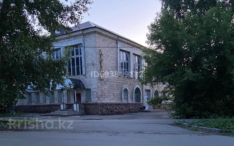Действующий многофункциональный бизнес · 1200 м² за 165 млн 〒 в Риддере — фото 13