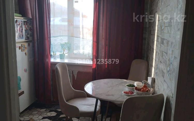 2-бөлмелі пәтер · 45 м² · 2/4 қабат, Поповича 12 — Техносити, бағасы: 8 млн ₸ в Глубокое — фото 2