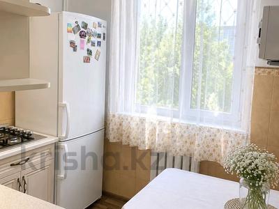 3-бөлмелі пәтер · 60 м² · 3/5 қабат, Алмагүл ш/а. — Жарокова-Дунаевского, бағасы: 47.5 млн ₸ в Алматы, Бостандыкский р-н