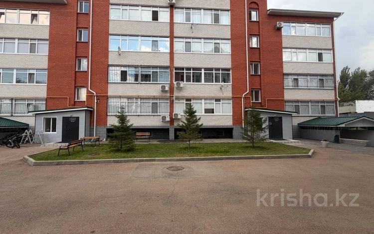 3-бөлмелі пәтер · 100 м² · 2/5 қабат, Воинов - Интернационалистов, бағасы: 60 млн ₸ в Костанае — фото 2