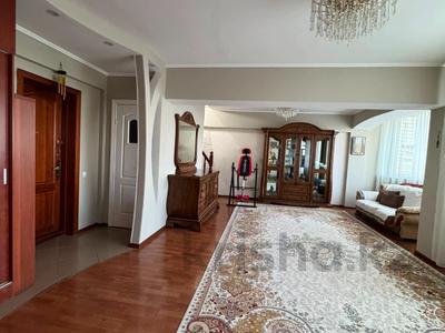 4-бөлмелі пәтер · 138 м² · 5/6 қабат, Мустай Карим 12/8, бағасы: 85 млн ₸ в Алматы, Ауэзовский р-н