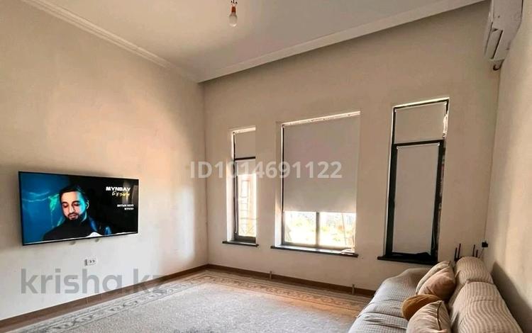 Жеке үй · 3 бөлме · 250 м² · 8 жүзд., Достық ш/а, бағасы: 60 млн ₸ в Шымкенте, Абайский р-н — фото 2