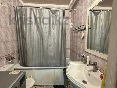 2-комнатная квартира · 65 м² · 5/10 этаж, мкр Аксай-1, Саина за 42 млн ₸ в Алматы, Ауэзовский р-н