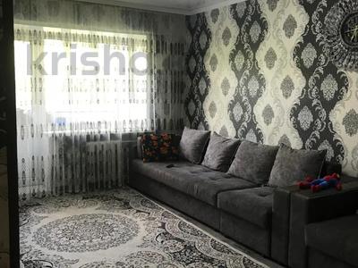 3-комнатная квартира · 59 м² · 4/5 этаж, Николая Пичугина 242 за 20.5 млн 〒 в Караганде, Казыбек би р-н