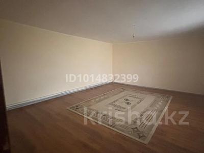 Жеке үй · 2 бөлме · 70 м² · 10 жүзд., Сыпыра жырау, бағасы: 100 000 ₸ в Атырау, мкр Мирас