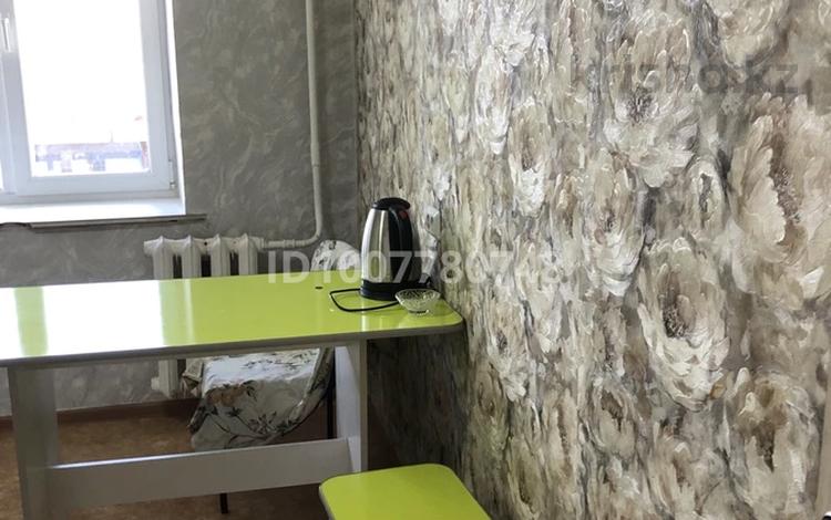 1-бөлмелі пәтер · 36 м² · 3/7 қабат, Протазанова 123, бағасы: 2 000 ₸ в Усть-Каменогорске, Ульбинский — фото 2