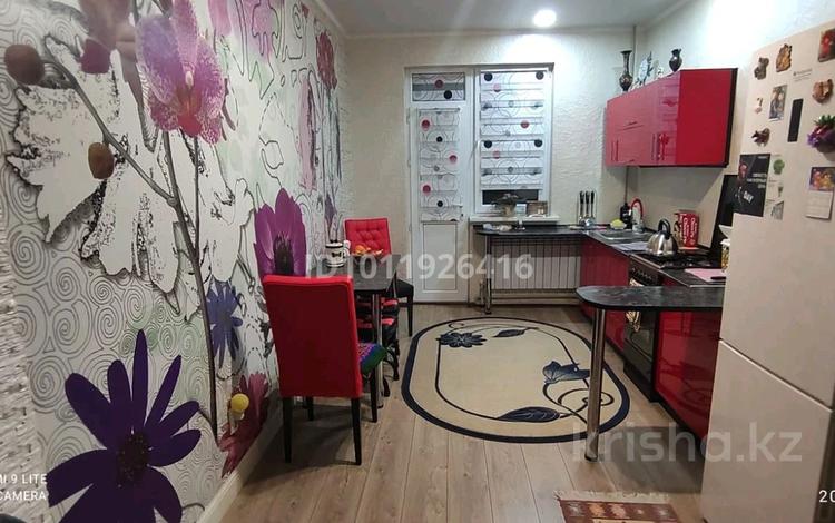 Отдельный дом · 3 комнаты · 75 м² · 1 сот., мкр Карасу, Дулат Бабатайулы за 40 млн 〒 в Алматы, Алатауский р-н — фото 2