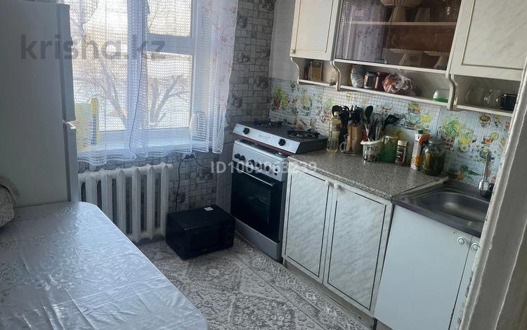 3-комнатная квартира · 69.2 м² · 2/5 этаж, 1 военный городок 158 за 15 млн ₸ в Ушарале — фото 2