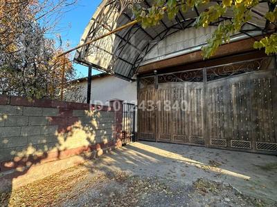 Жеке үй · 5 бөлме · 198 м² · 8 жүзд., Самал-1 ш/а, Еркиндик 5, бағасы: 55 млн ₸ в Шымкенте, Абайский р-н