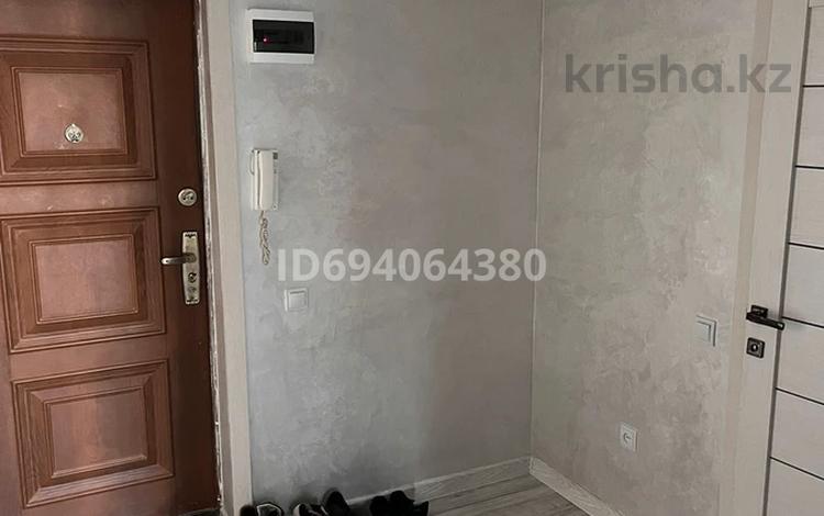 1-комнатная квартира · 50 м² · 9/9 этаж, мкр. Алмагуль, Алмагуль за 14 млн ₸ в Атырау — фото 2
